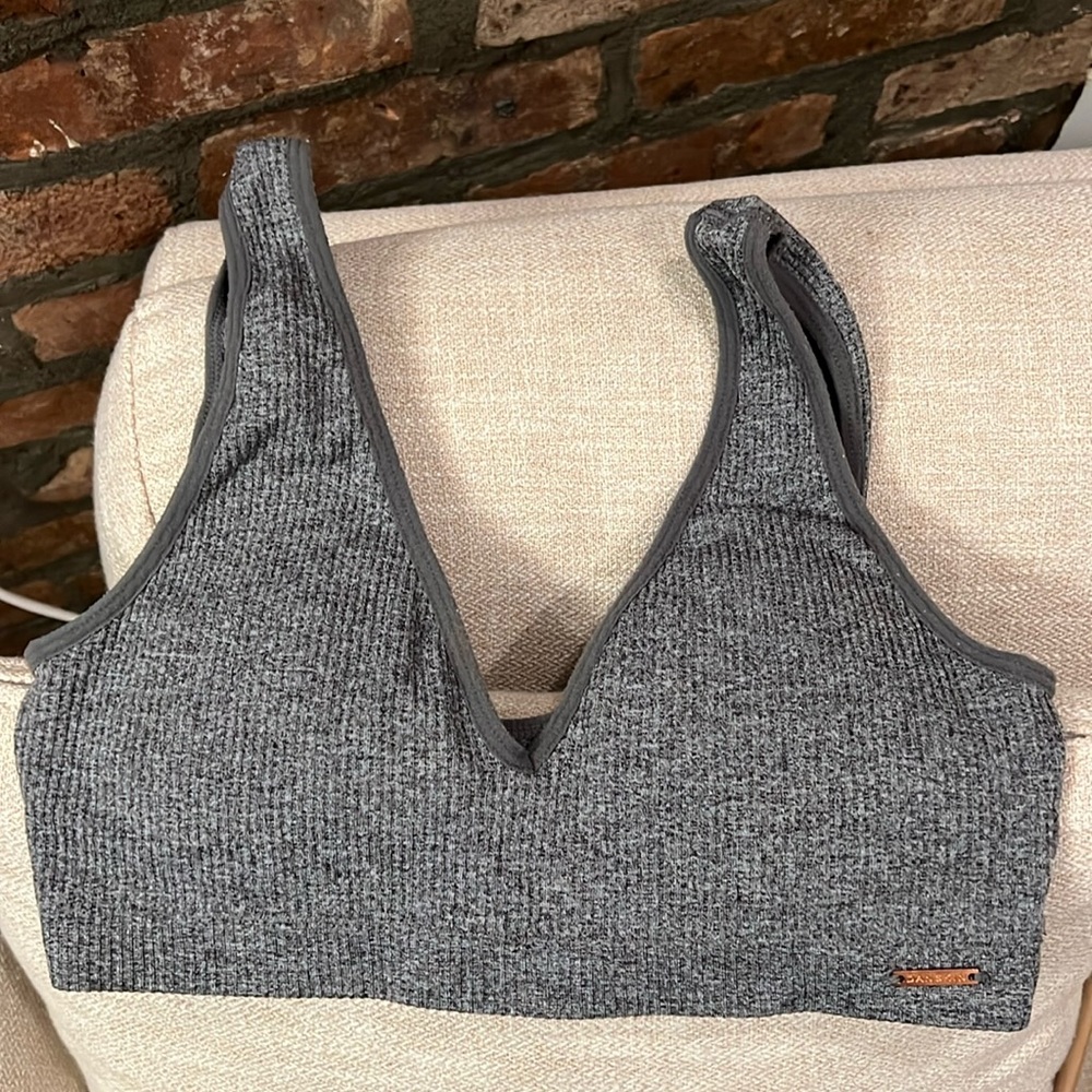Sports bra